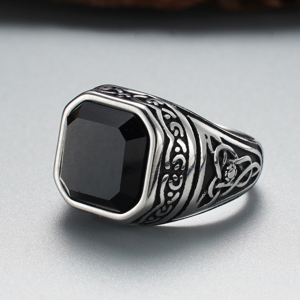 Men's stainless steel ring - detail view 3